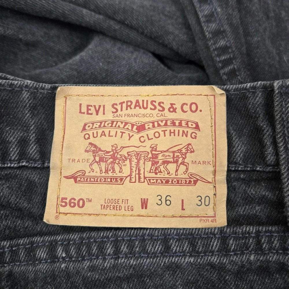 VINTAGE Levi's‎ 560 Men Jeans 36X30 Black Denim Loose Fit Tapered Leg 90s USA